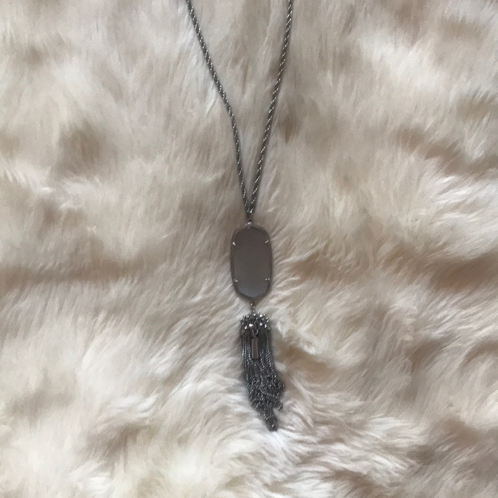 Silver Kendra Scott necklace
